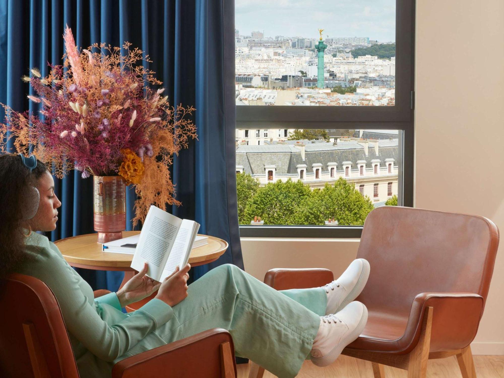So/ Paris Hotel Exterior photo A room at the hotel