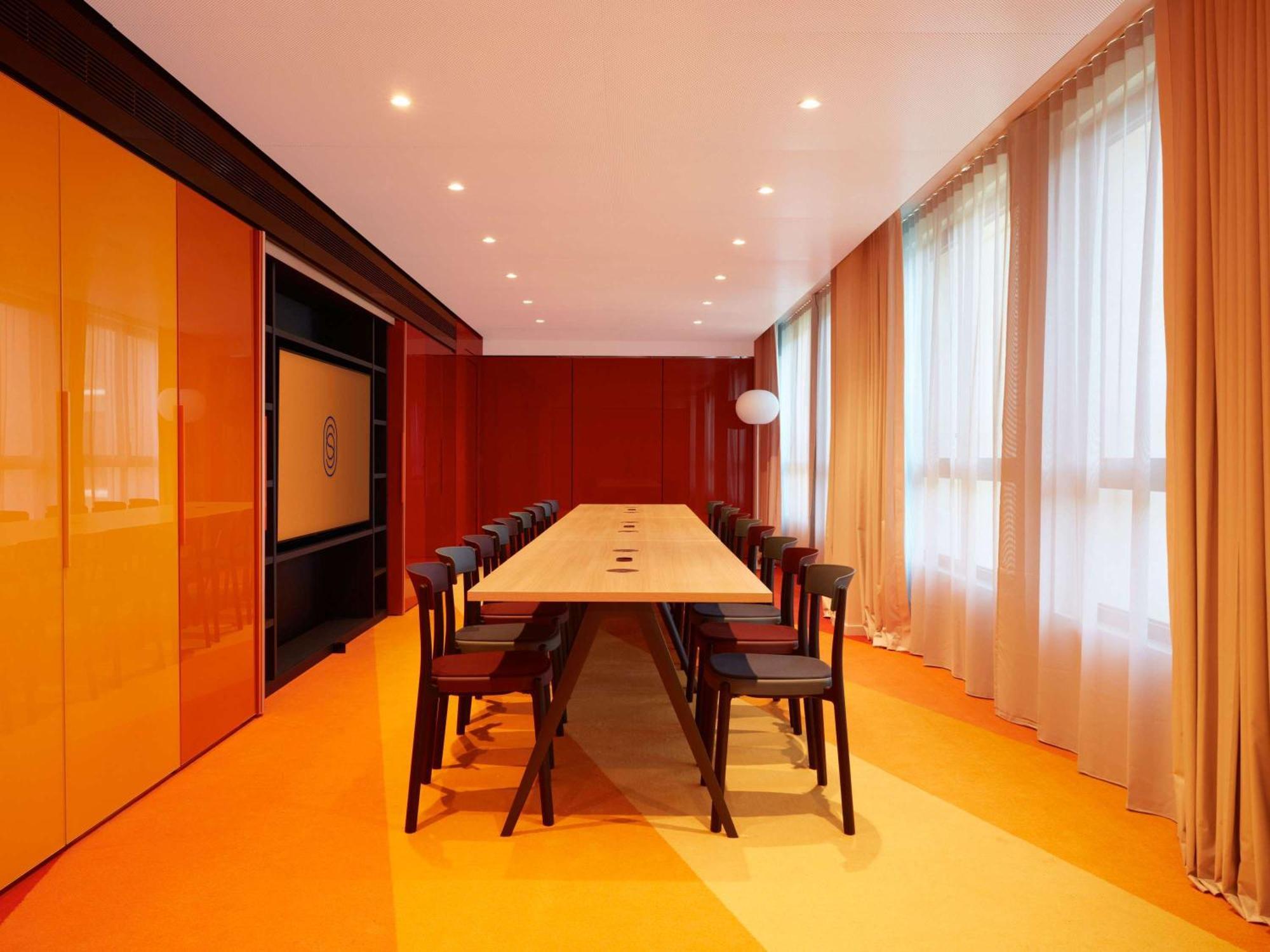So/ Paris Hotel Exterior photo The boardroom at the headquarters of the European Anti-fraud Authority