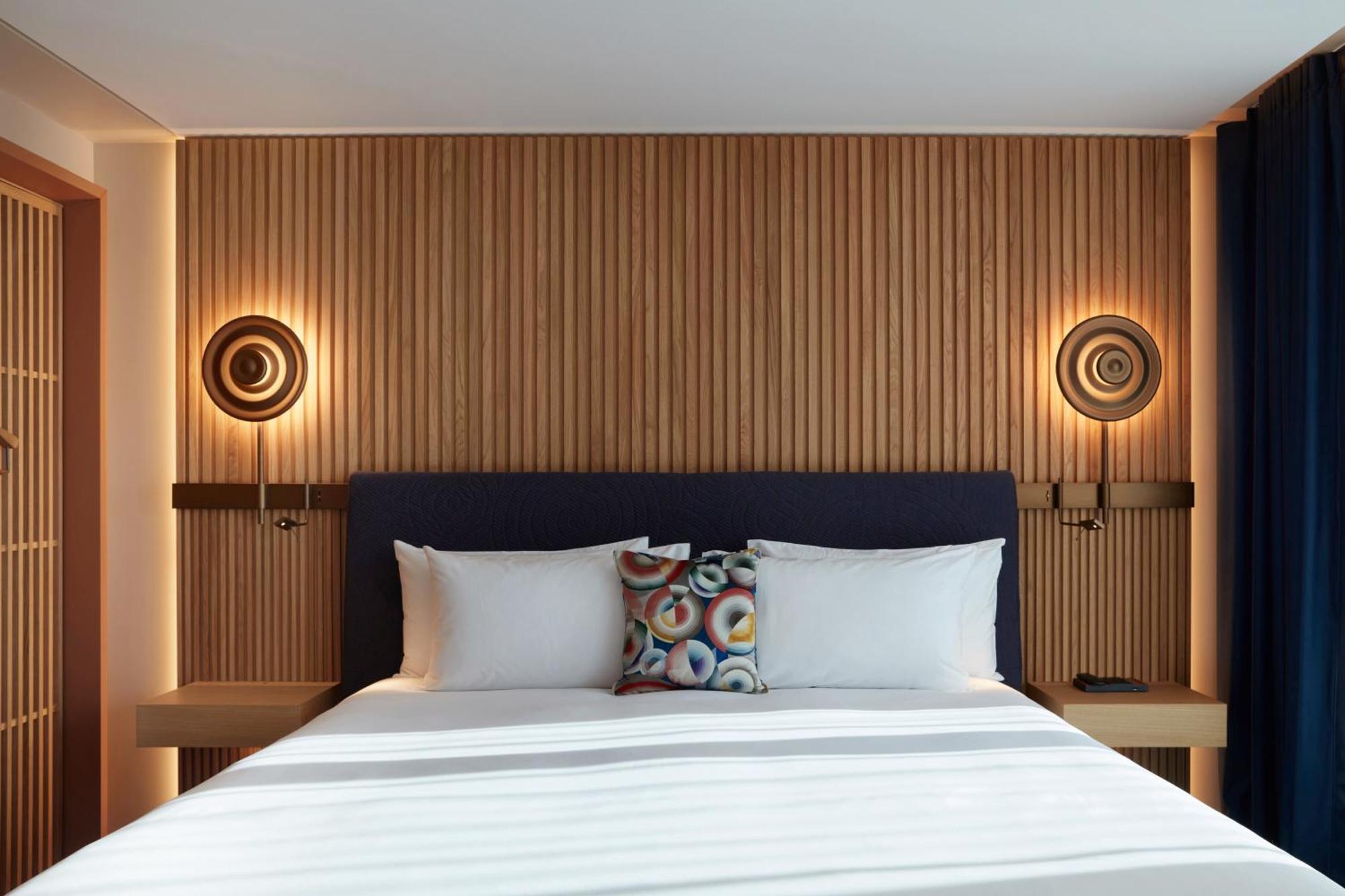 So/ Paris Hotel Exterior photo